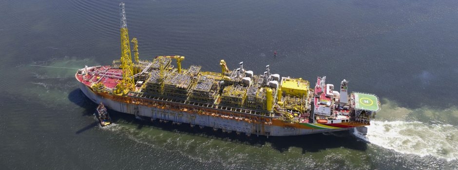 Liza Destiny FPSO begins her voyage to Guyana